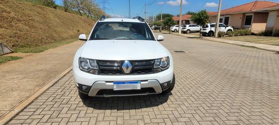 RENAULT DUSTER 1.6 16V SCE FLEX DYNAMIQUE X-TRONIC RENAULT DUSTER 1.6 16V SCE FLEX DYNAMIQUE X-TRONIC